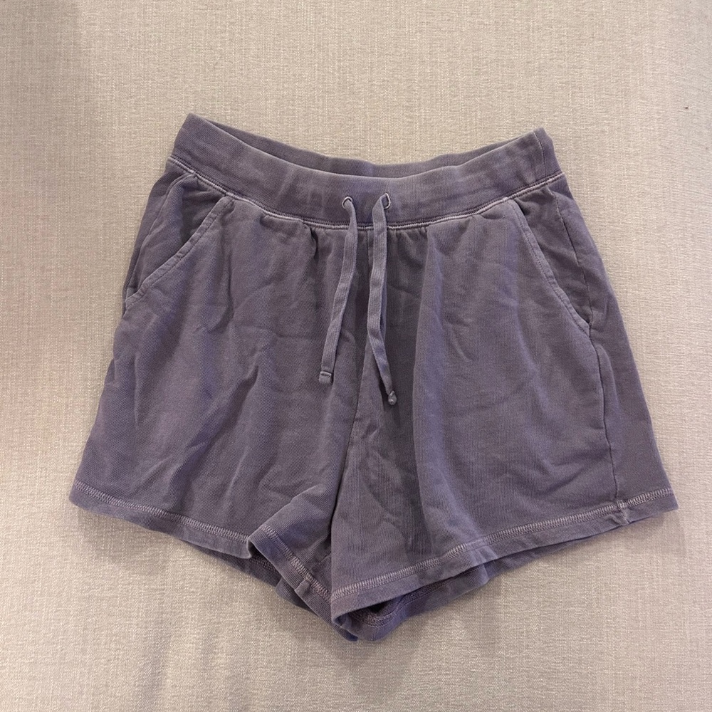 Old Navy lounge shorts, size M.